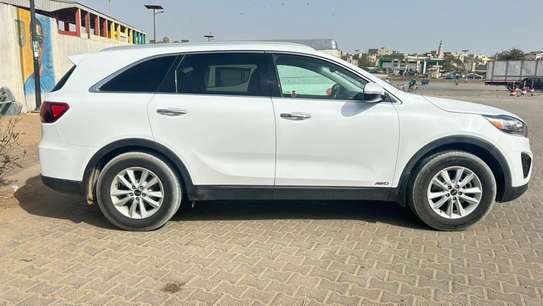 Kia sorento 2019 image 4