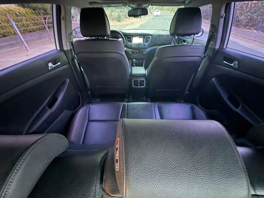 Hyundaï tucson image 10