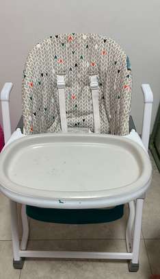 Chaise haute enfant bon état image 2