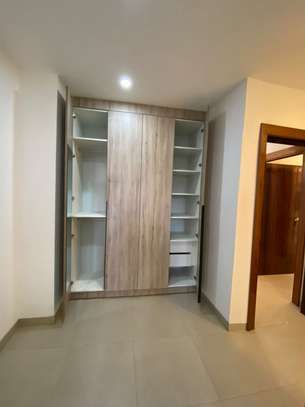 Magnifique appartement de type F4 à louer au virage image 5