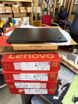 Lenovo ThinkPad E16 Gen 3 /  R5 - 16GB - 512 SSD image 6