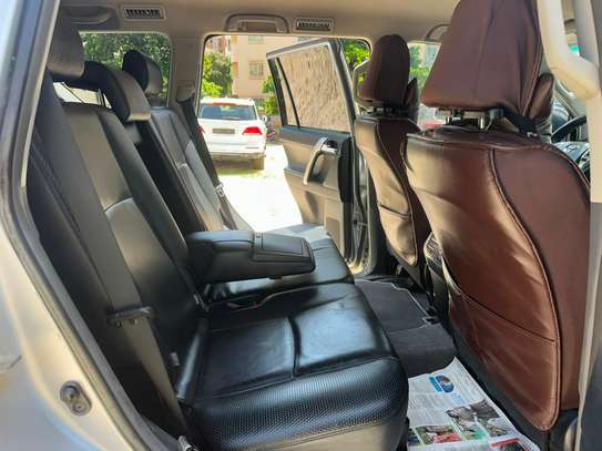 TOYOTA LAND CRUISER PRADO VX 2013 image 6