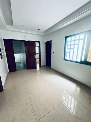 APPARTEMENT F3 STANDING-MAMELLES image 4