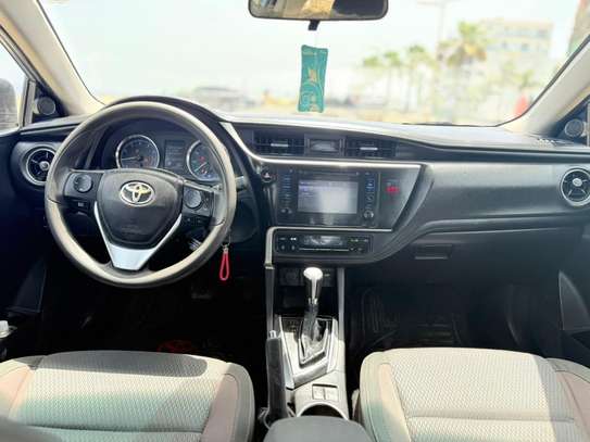 Toyota Corolla 2018 LE image 7