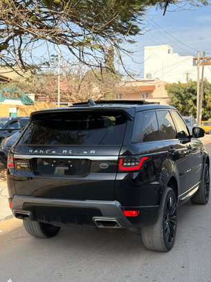RANGE ROVER SPORT image 6