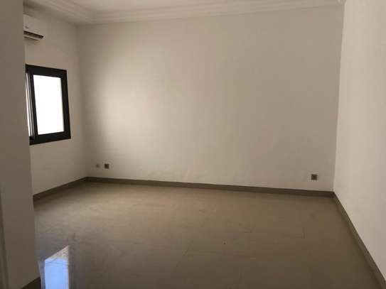 Appartement F4 Cité Mourtada Exclusive à louer image 8