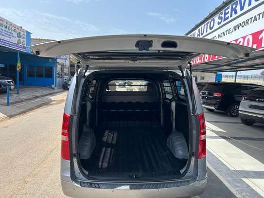Starex 3 places 2019 diesel fourgon image 14