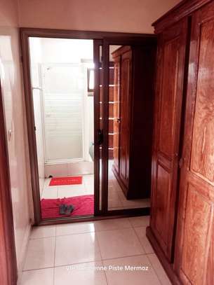 Appartement résidentiel, sécurisé, BATRAIN image 10