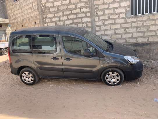 Peugeot Partner 5 places image 6