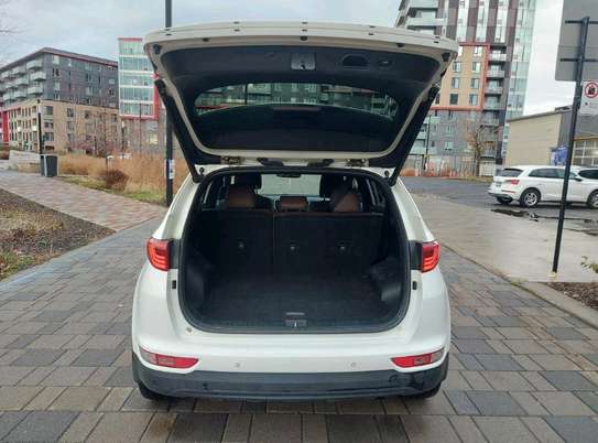 KIA SPORTAGE image 3