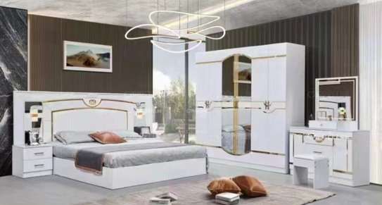 Chambre à coucher VIP mini image 9