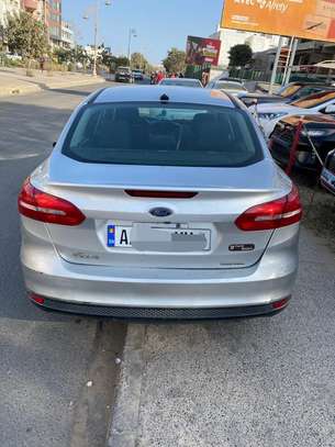 Ford Focus image 7