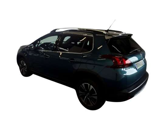 Peugeot 2008 image 11