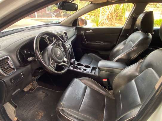 KIA SPORTAGE FULL OPTION image 5