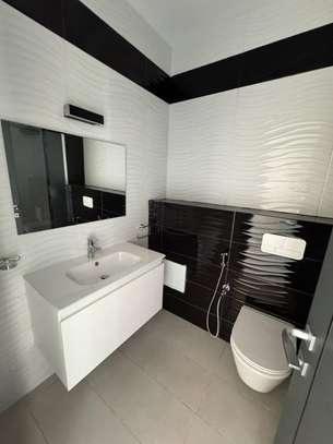 Appartement 4chambres à Louer aux Point E image 5