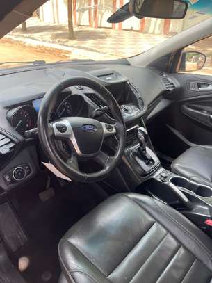LOCATION FORD ESCAPE TITANIUM image 3