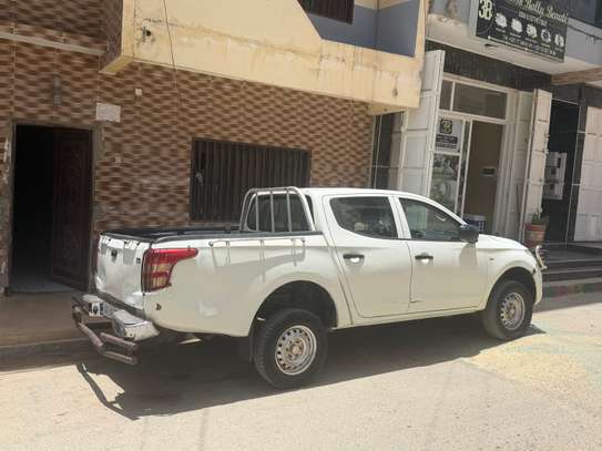 Pickup L200 à louer image 3