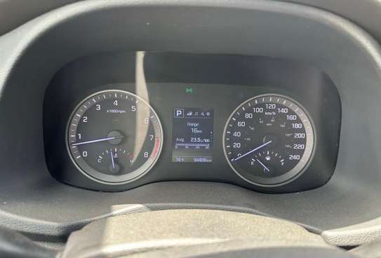 Hyundai Tucson 2.0 récemment muté image 11