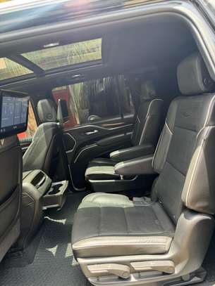 Cadillac Escalade 2021 image 8