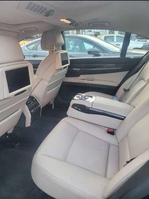 BMW 750 LI image 3