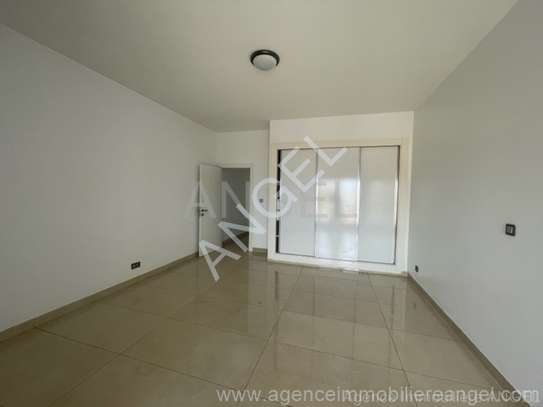 Ref_2520_PL Bel Appartement de type F3 à louer à Mermoz image 1