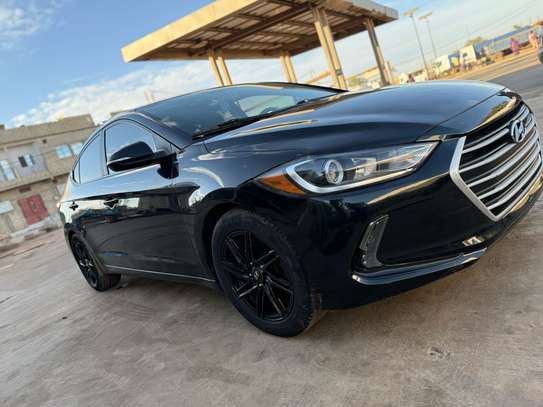 Hyundai Elantra 2017 image 2