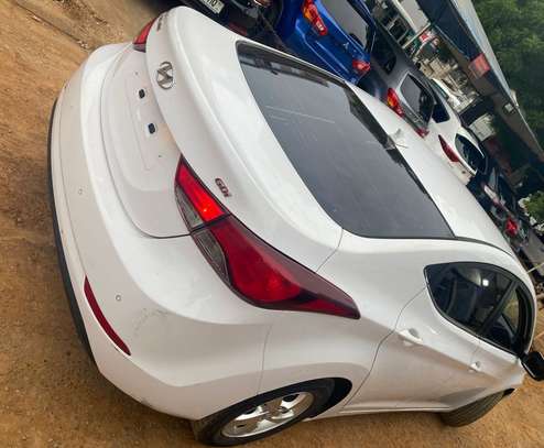 HYUNDAÏ AVANTE 2015 image 10