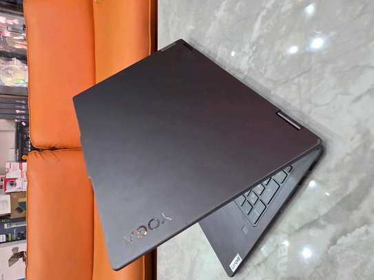 Lenovo yoga 83DL 
Ultra 7 155U (14 CPus ) 
Ssd 1tb image 4