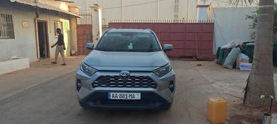 Toyota rav4 image 2