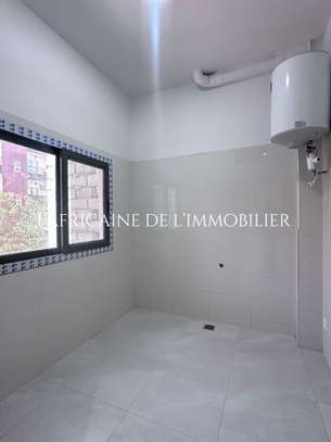 Appartement f4 neuf à louer à Mermoz Batrain image 9