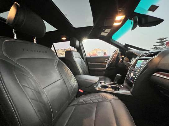 FORD EXPLORER PLATINUM 2017 image 11