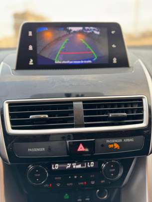 Mitsubishi Éclipse Cross 2018 venant image 11