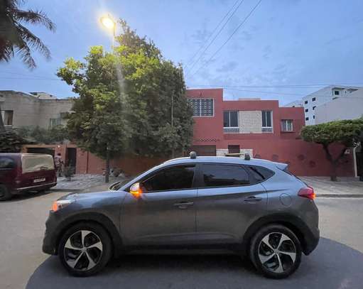 Hyundai Tucson  1.6  Année 2016 image 10