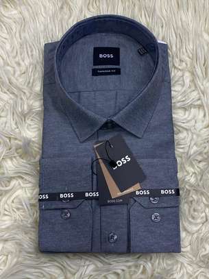 Chemise boss  manches longues image 3