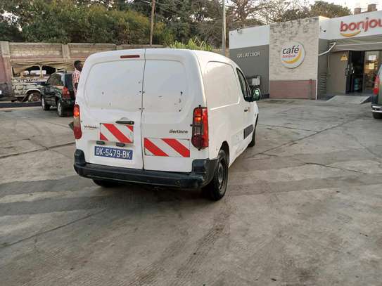 Citroën berlingo taxe bagasse diesel 2010 image 1