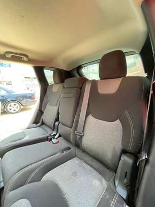 Jeep Cherokee Limited edition image 7