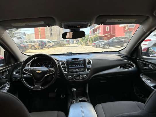 Chevrolet malibu 2017 image 2