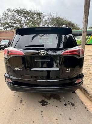 Toyota Rav4 2016 image 10
