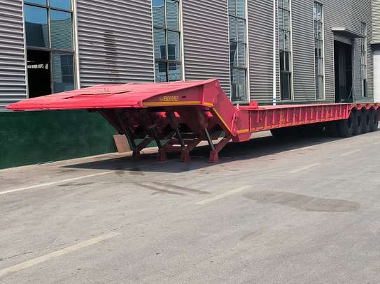 semi remorque surbaissée pliante 100Tonnes image 1