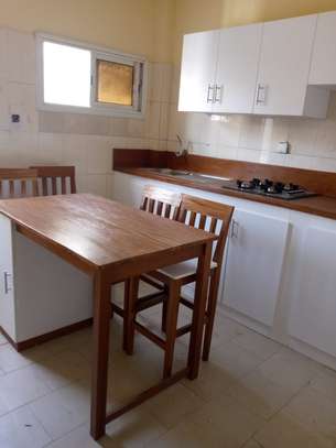 Appartement F4 à louer à la cité Djily Mbaye image 10