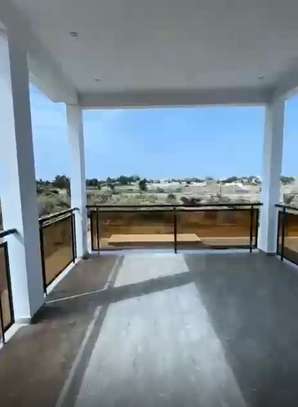 VILLA R+1 A VENDRE / NGERIGNE PETITE COTE image 7