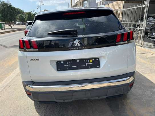 Peugeot 3008 2019 image 13