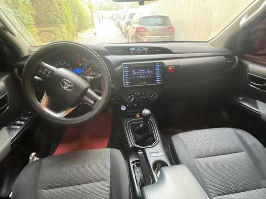 Location pick-up Toyota HILUX Européenne image 12