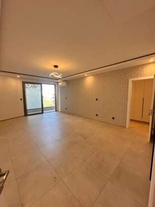 Duplex à louer aux Almadies image 10