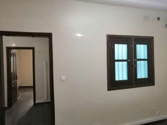 Appartement F3 pour bureau à louer à L6 ext image 6
