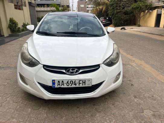 Hyundai Elantra Limited image 1