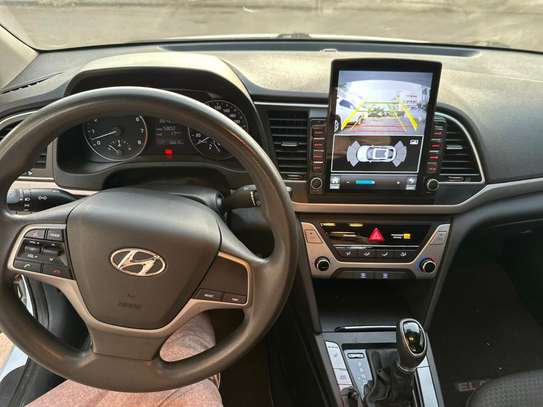 Hyundai Elantra 2017 image 7