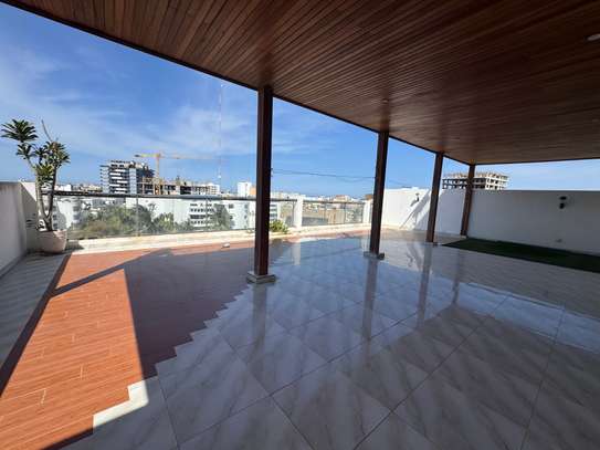 Penthouss à louer aux Almadie de 3 chambres image 1