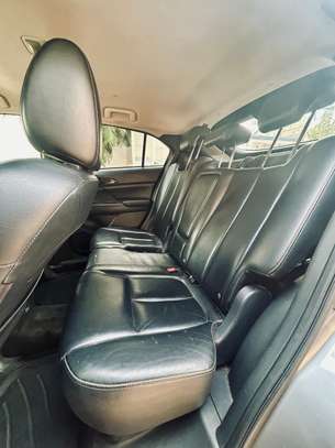 MITSUBISHI ECLIPSE 2019 image 10