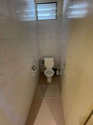 Appartement F4 meublé à louer à Mermoz image 9